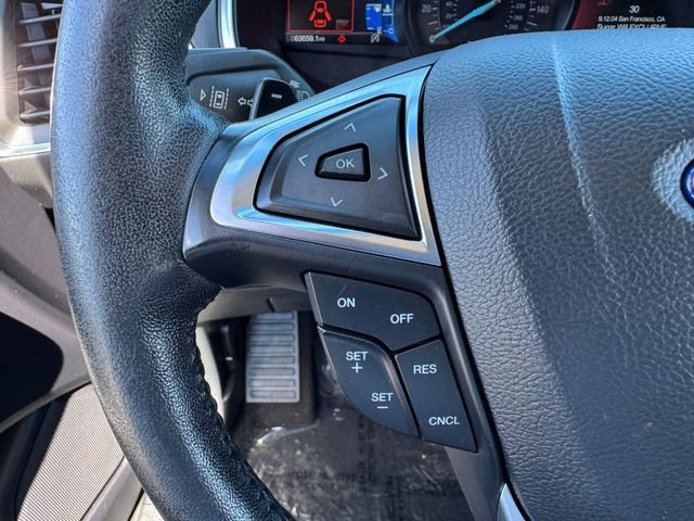 Certified 2019 Ford Edge Titanium w/ Class II Trailer Tow Package AWD/4WD image 23