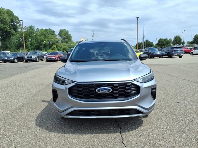 Certified 2024 Ford Escape ST-Line w/ Tech Pack #1 FWD video 2