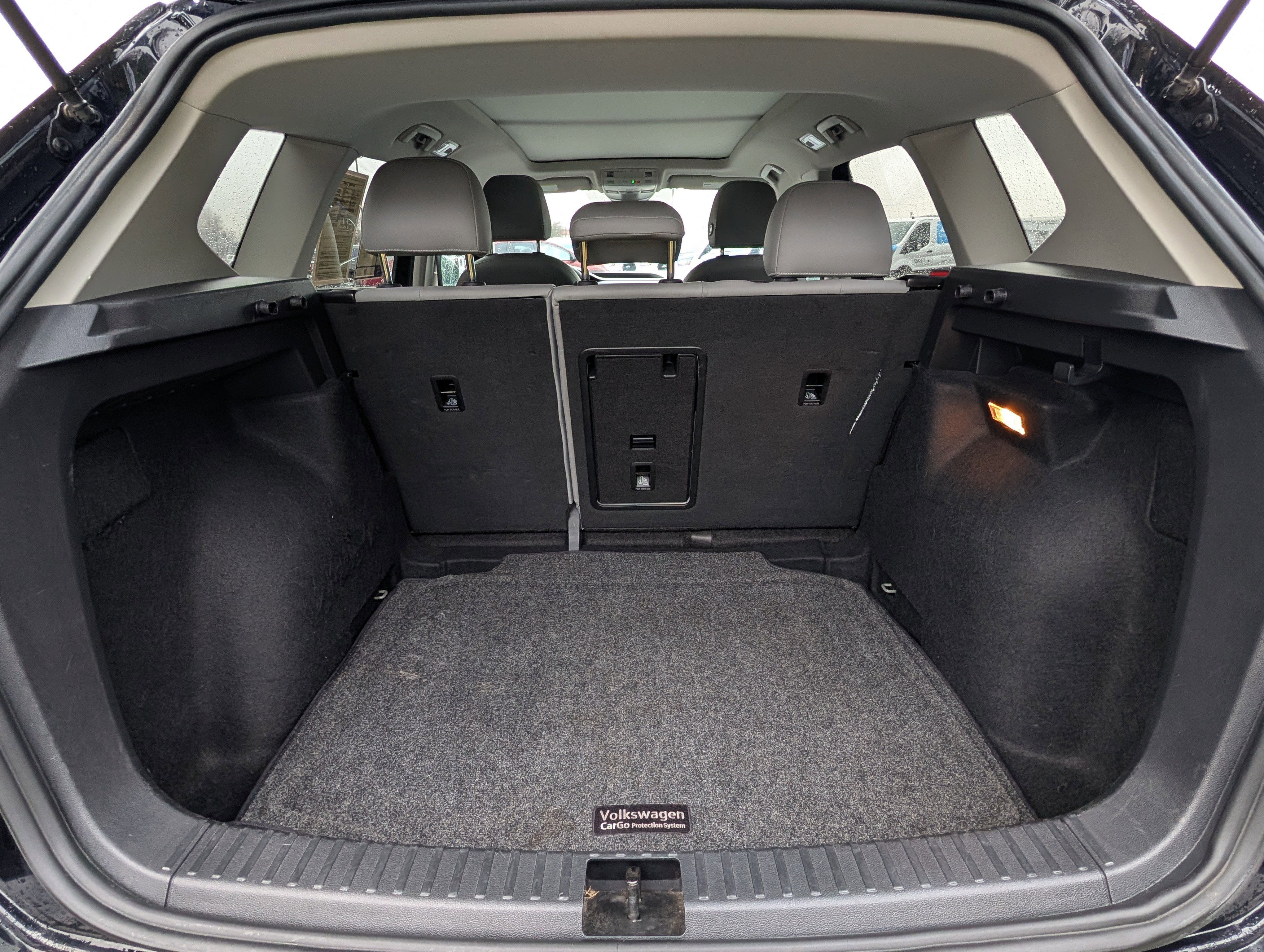 Used 2023 Volkswagen Taos SE image 32