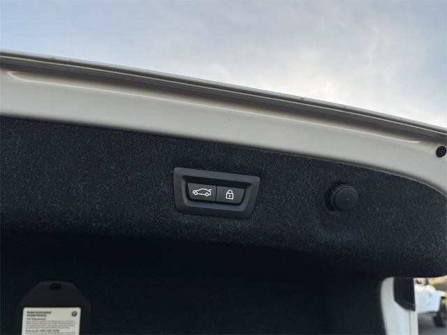 Used 2021 BMW 530i 530I w/ Executive Package image 6