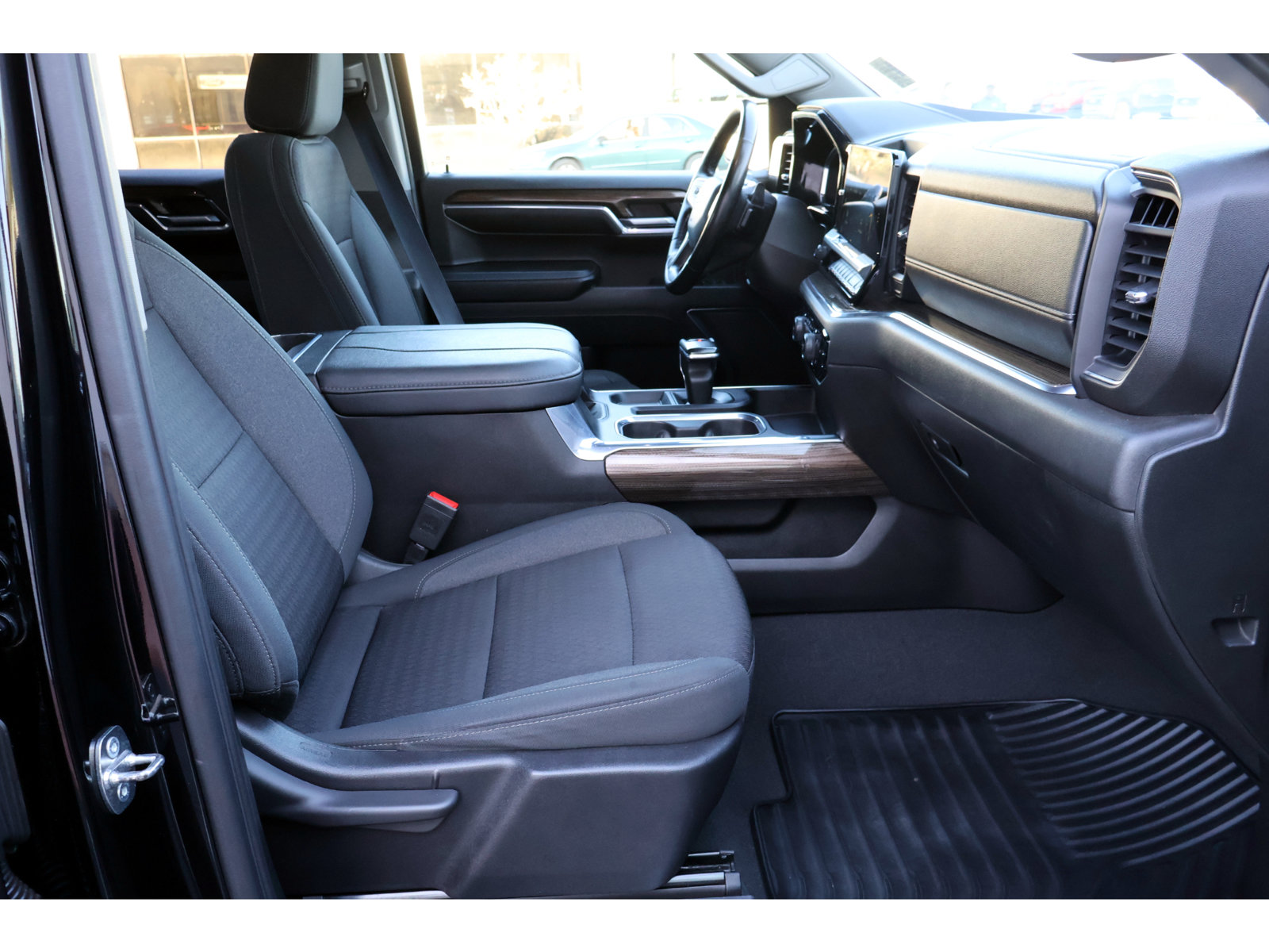 Used 2023 Chevrolet Silverado 1500 RST w/ Z71 Off-Road Package AWD/4WD image 21