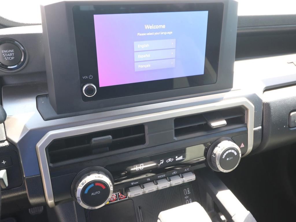 Used 2024 Toyota Tacoma SR5 w/ SR5 Upgrade Package AWD/4WD image 22