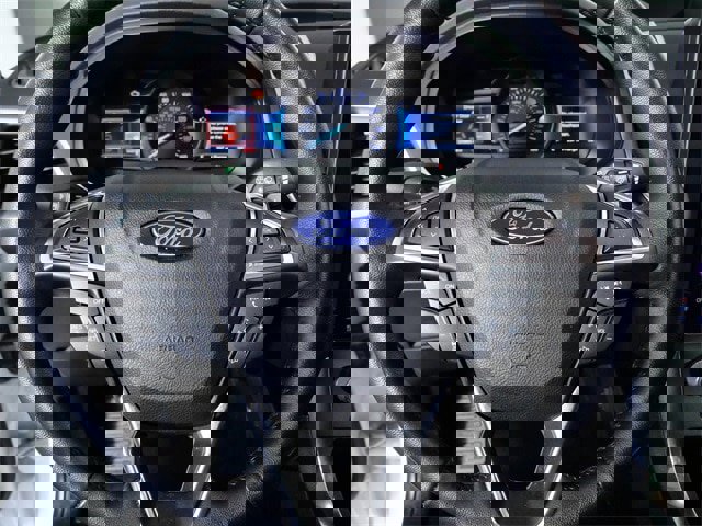 Certified 2023 Ford Edge Titanium w/ Class II Trailer Tow Package image 19