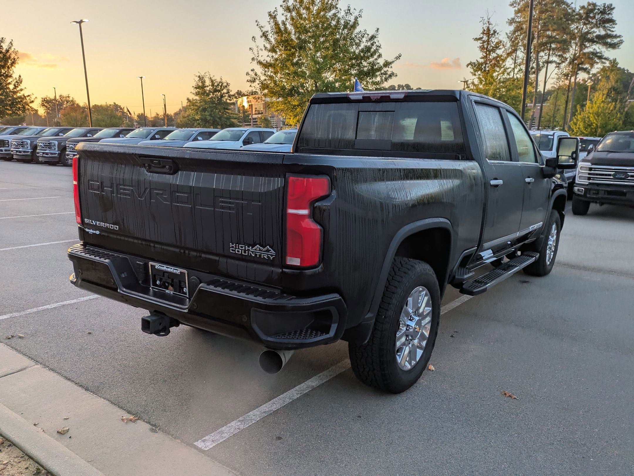 Used 2025 Chevrolet Silverado 2500 High Country w/ Technology Package image 7