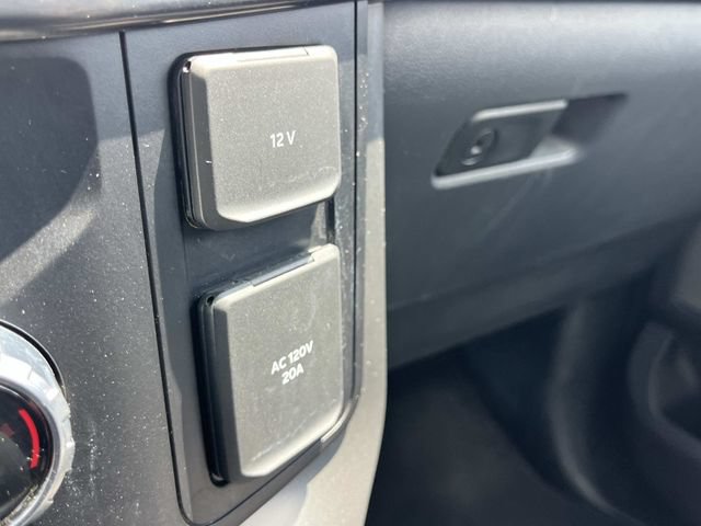 Certified 2024 Ford F150 Lariat AWD/4WD image 40