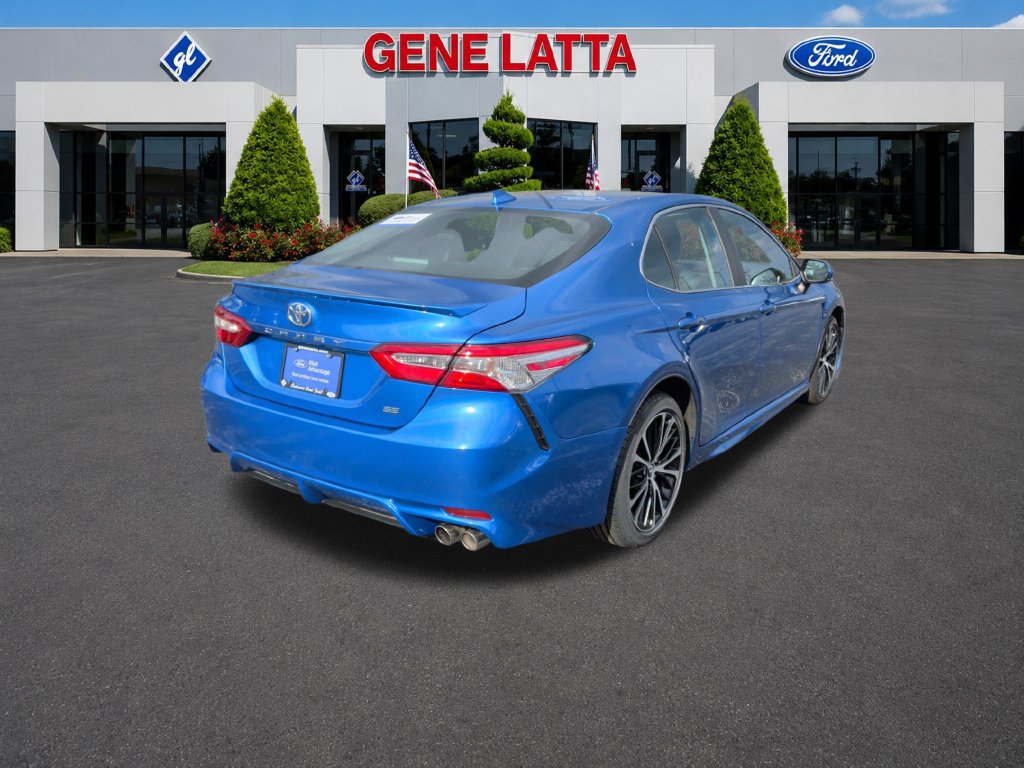 Used 2020 Toyota Camry SE FWD image 7