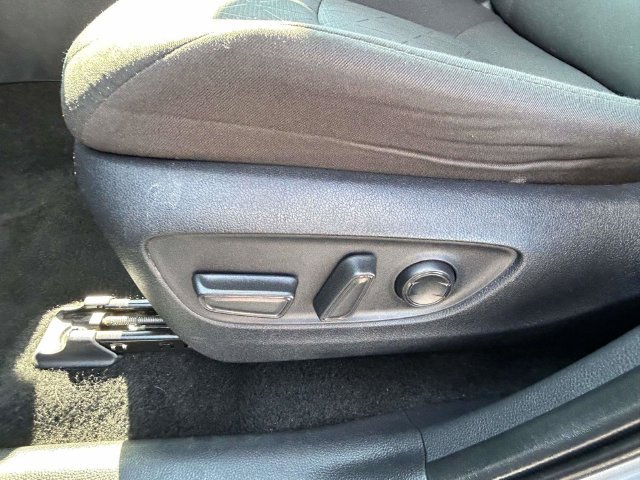 Used 2024 Toyota RAV4 XLE FWD image 24