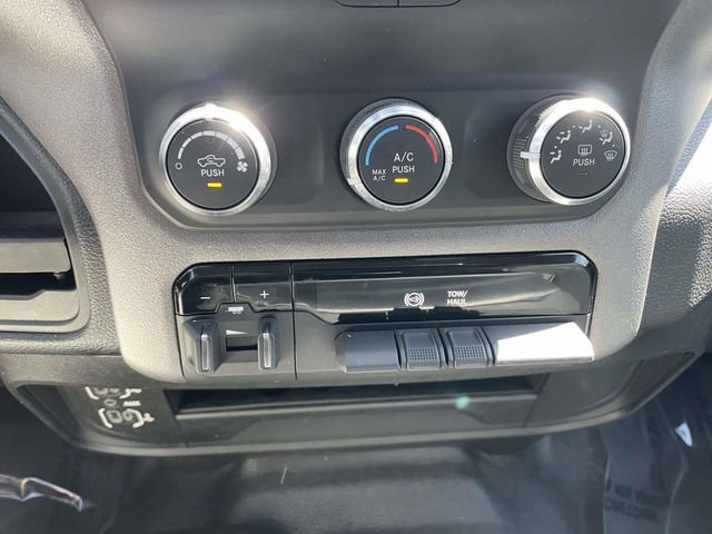 Used 2020 RAM 2500 Tradesman w/ Chrome Appearance Group image 22