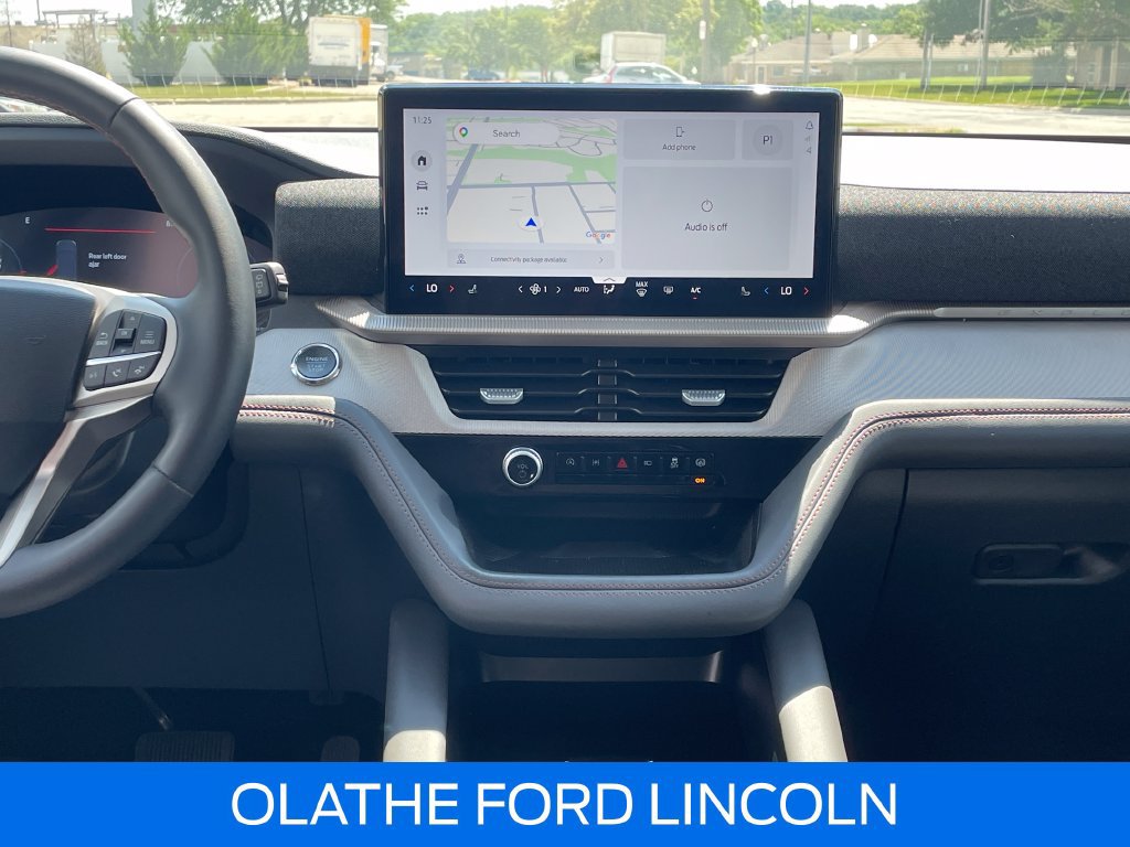 Certified 2025 Ford Explorer Active AWD/4WD image 22