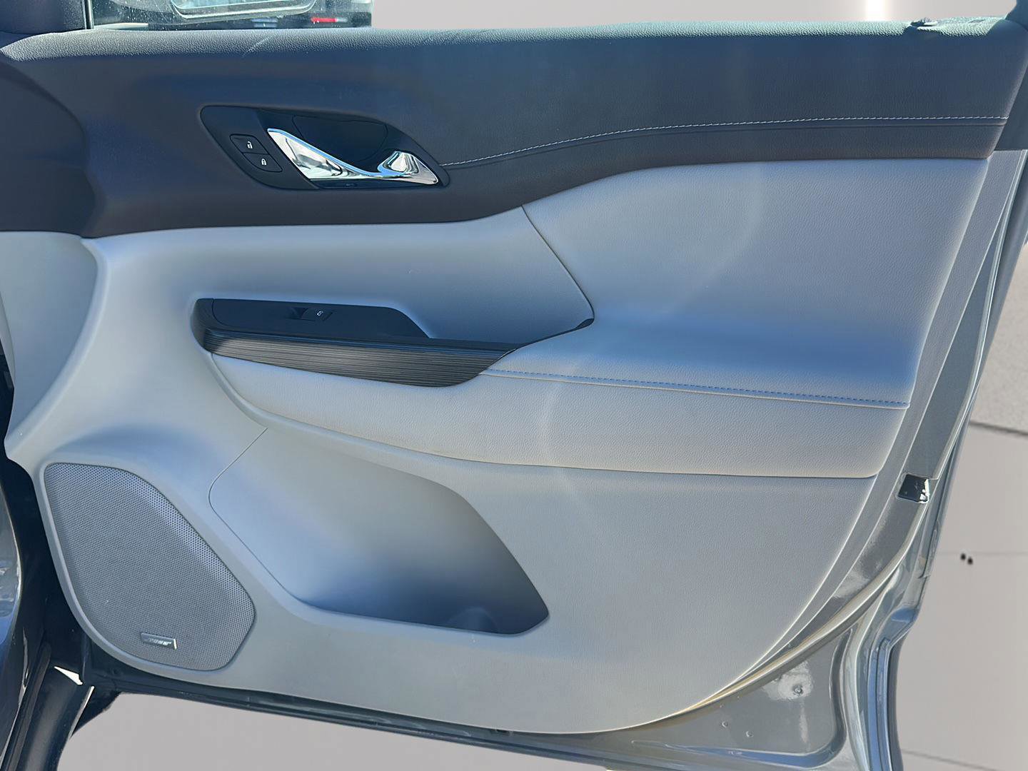 Used 2022 GMC Acadia SLT image 20