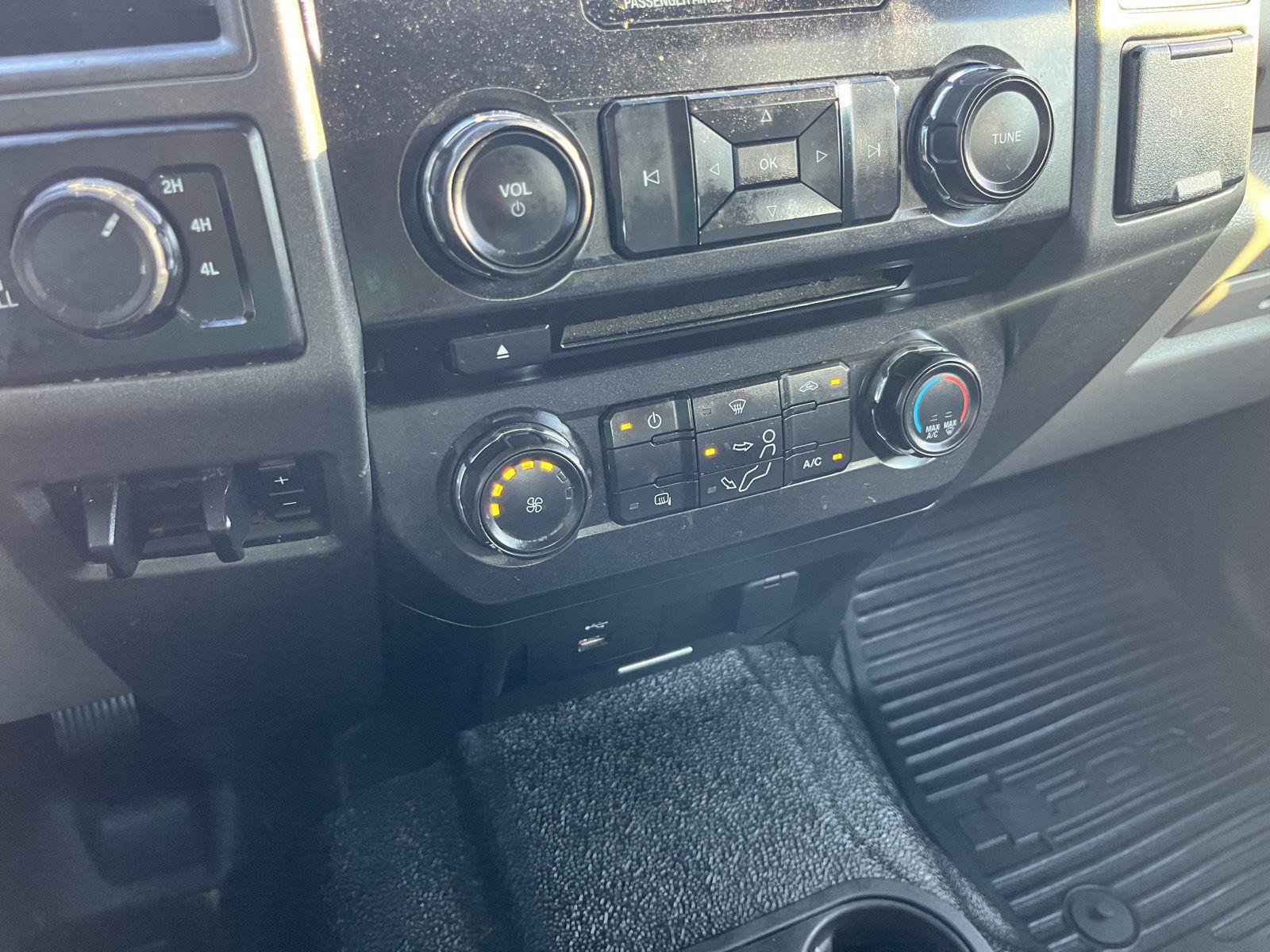 Certified 2018 Ford F250 XL w/ Power Equipment Group AWD/4WD image 23