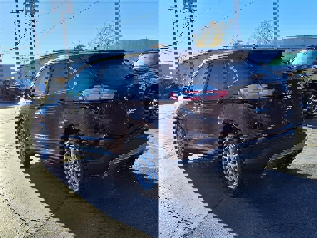 Certified 2024 Ford Edge SEL w/ Convenience Package image 2