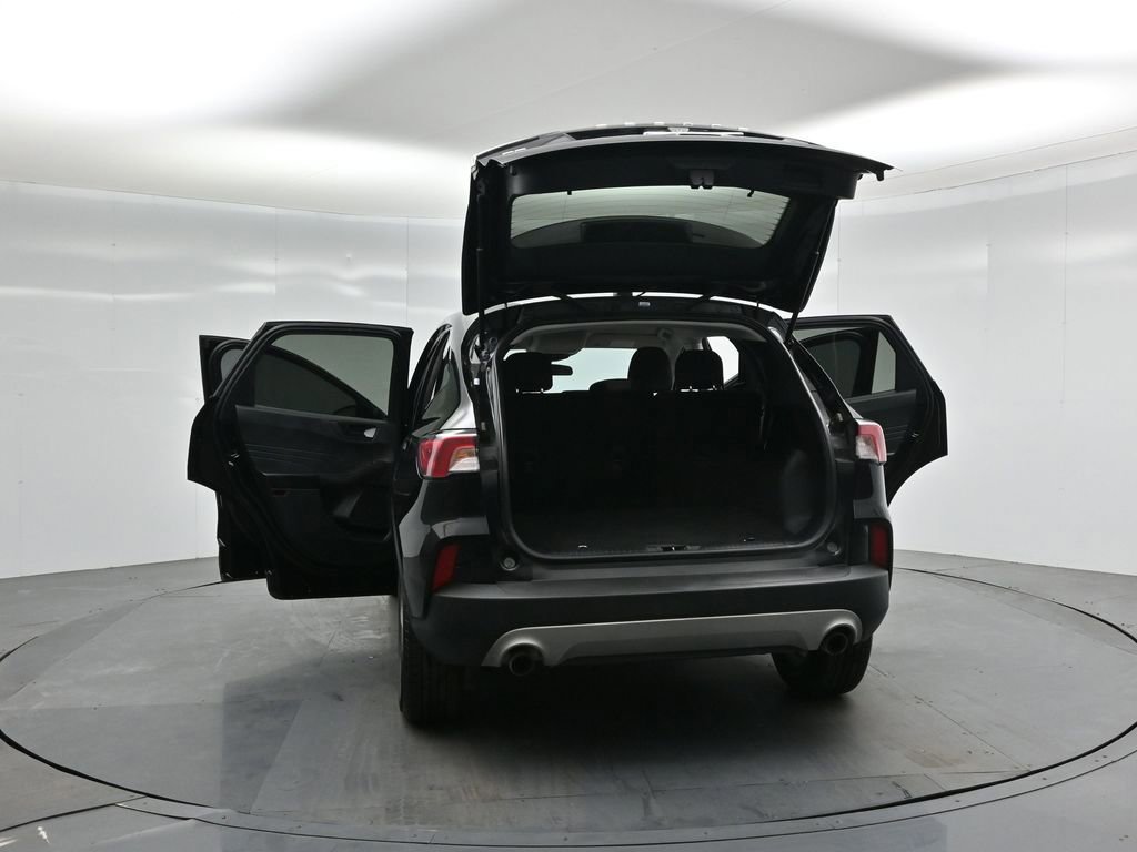 Certified 2022 Ford Escape SE image 51