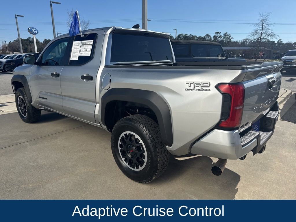 Used 2024 Toyota Tacoma TRD Off-Road image 2