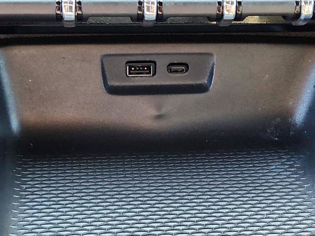 Used 2026 GMC Terrain Elevation w/ Elevation Premium Package FWD image 32