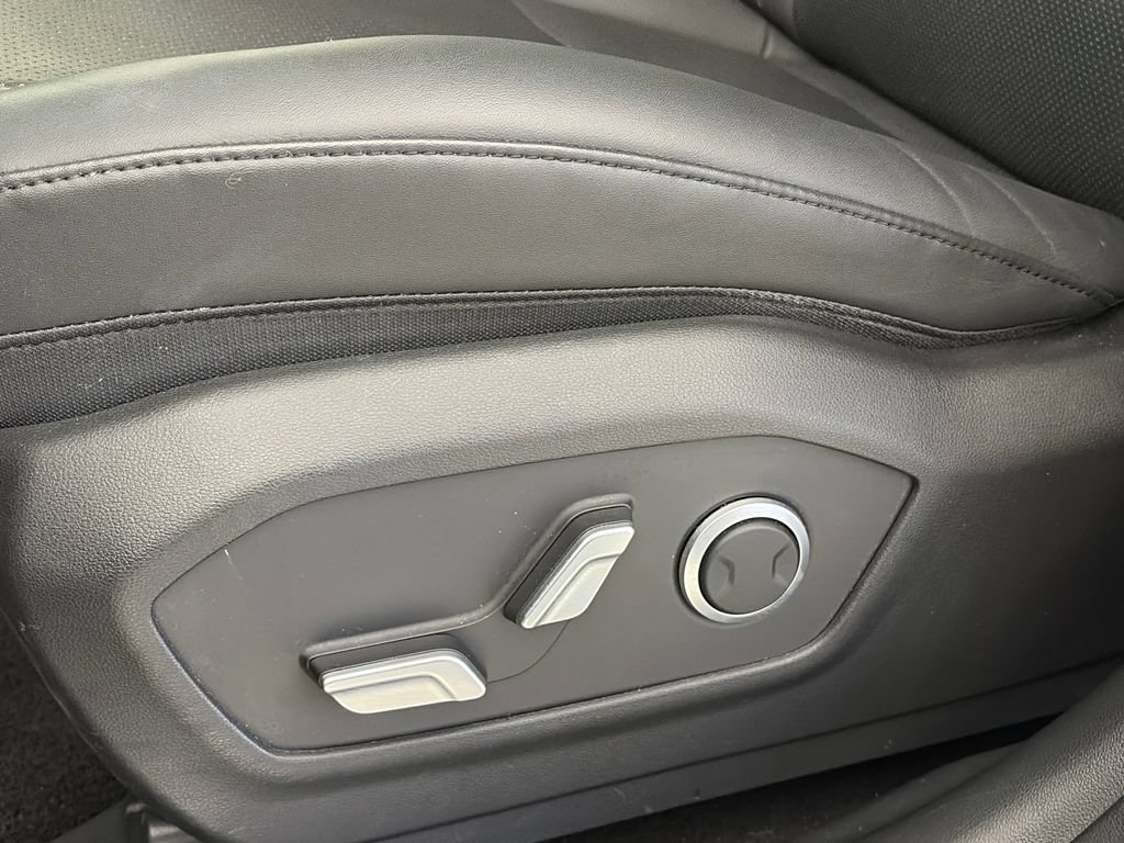 Used 2024 Hyundai Santa Fe SEL AWD/4WD image 25