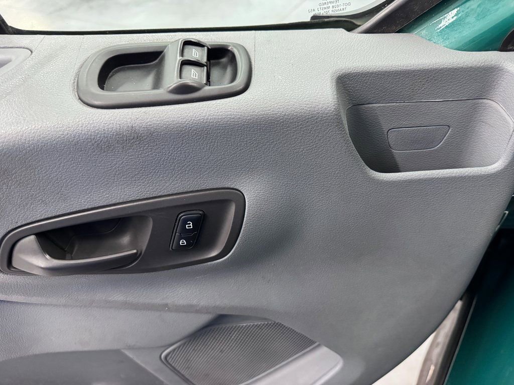 Certified 2019 Ford Transit 150 130 Low Roof RWD image 18