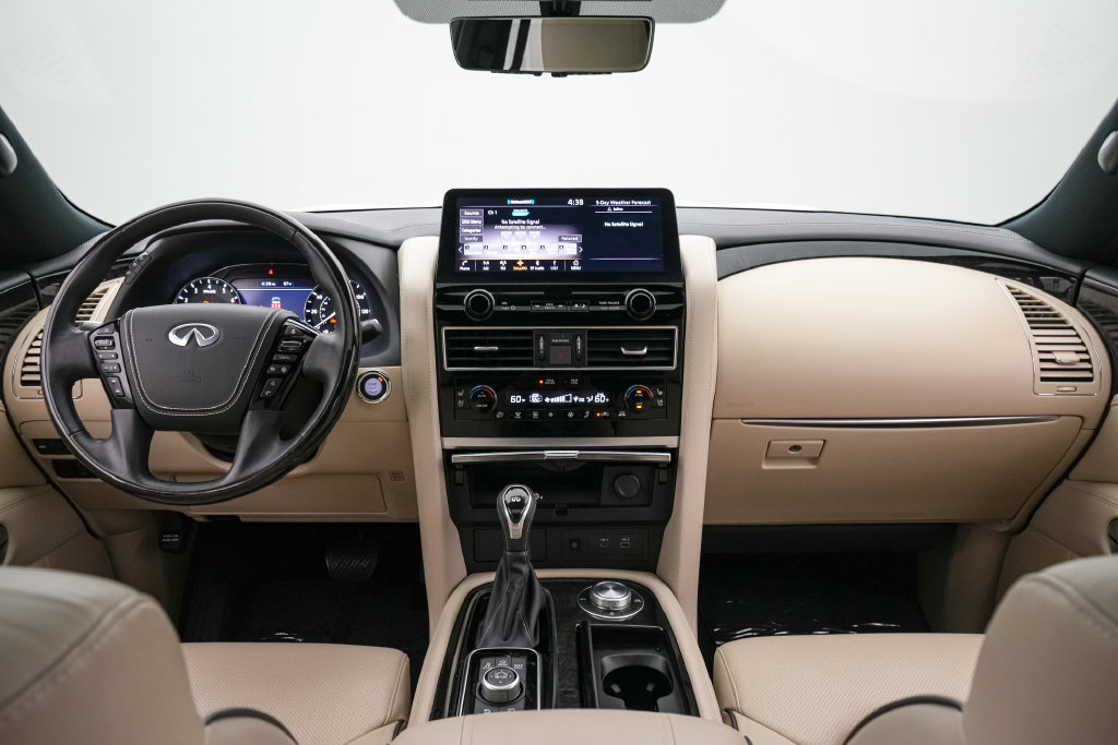 Used 2024 INFINITI QX80 Sensory w/ Cargo Package AWD/4WD image 14