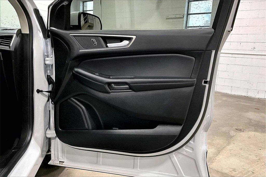 Certified 2022 Ford Edge SEL w/ Convenience Package image 23
