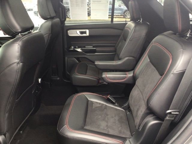 Certified 2023 Ford Explorer ST-Line w/ Class IV Trailer Tow Package AWD/4WD image 23