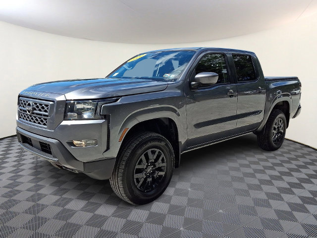 Used 2022 Nissan Frontier SV AWD/4WD image 3