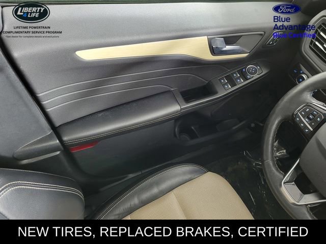 Certified 2021 Ford Escape Titanium w/ Titanium Elite Package image 32