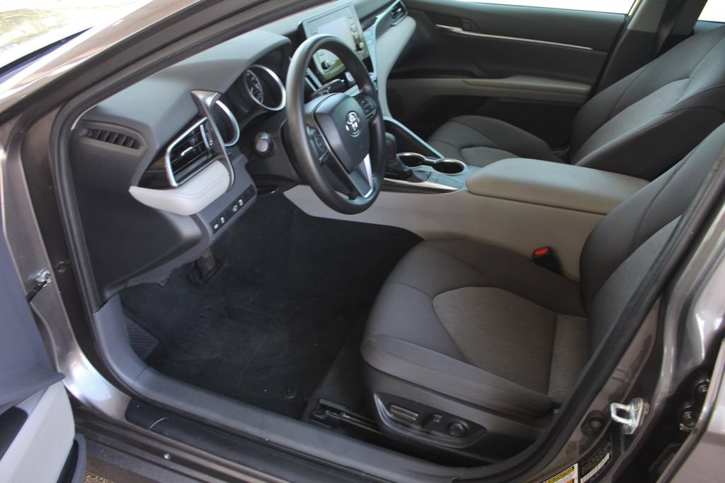 Used 2023 Toyota Camry LE FWD image 26