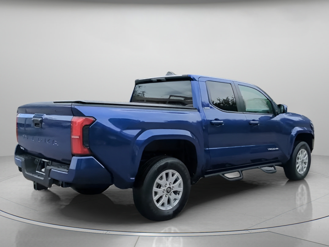 Used 2025 Toyota Tacoma SR5 RWD image 28