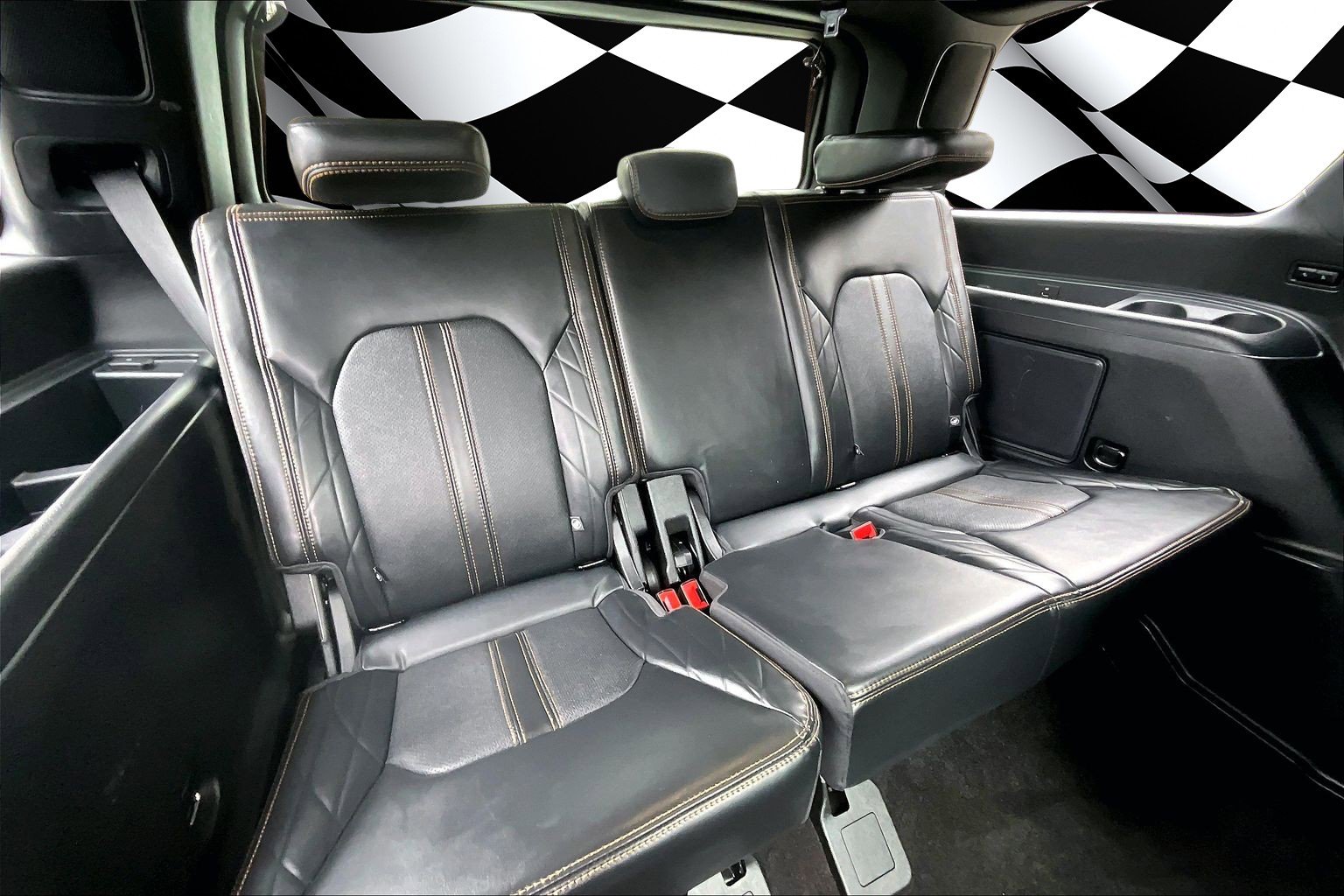 Certified 2022 Ford Expedition Platinum AWD/4WD image 28