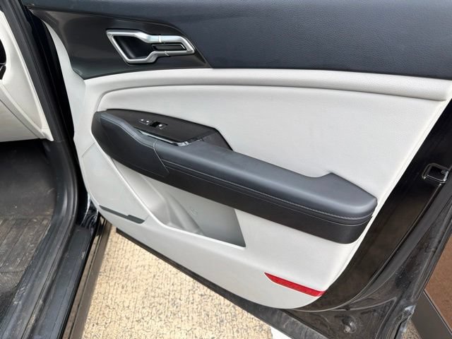 Used 2025 Kia Sportage EX w/ Premium Package FWD image 13