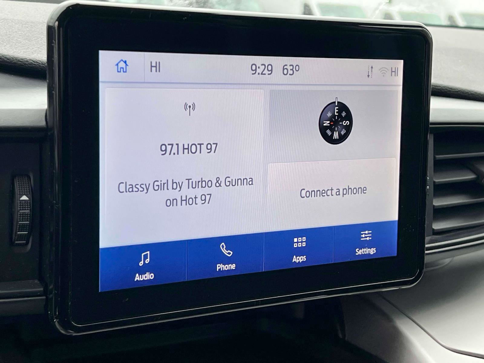 Certified 2022 Ford Explorer XLT image 17