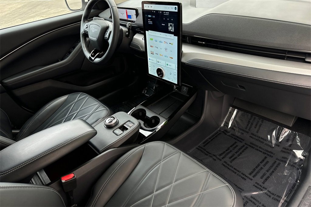 Certified 2022 Ford Mustang Mach-E Select image 16