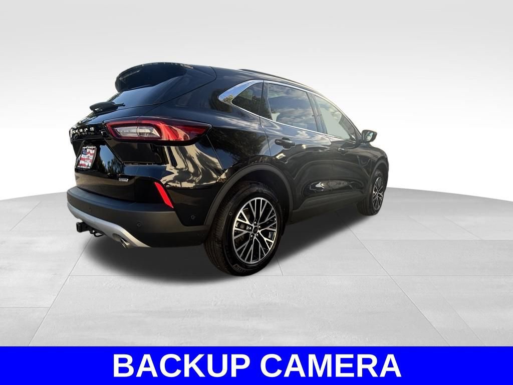 Certified 2024 Ford Escape SE w/ PHEV Premium Package image 3