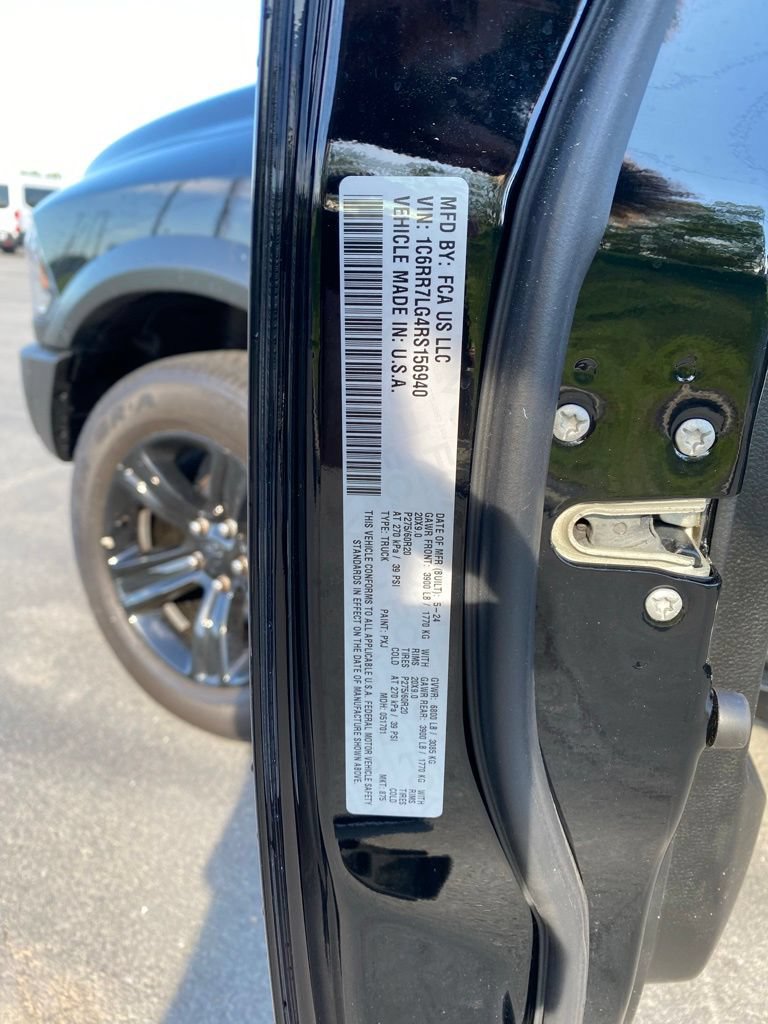 Used 2024 RAM 1500 Warlock AWD/4WD image 15