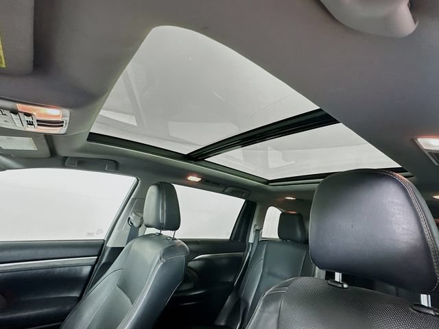 Used 2018 Toyota Highlander Limited Platinum AWD/4WD image 31