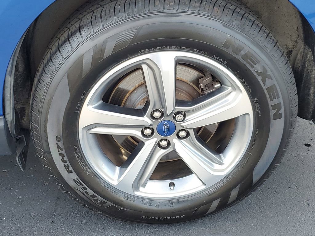 Certified 2022 Ford Edge SEL w/ Convenience Package image 5