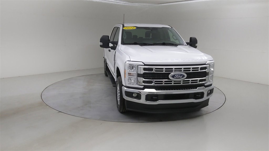 Certified 2024 Ford F250 XLT image 9