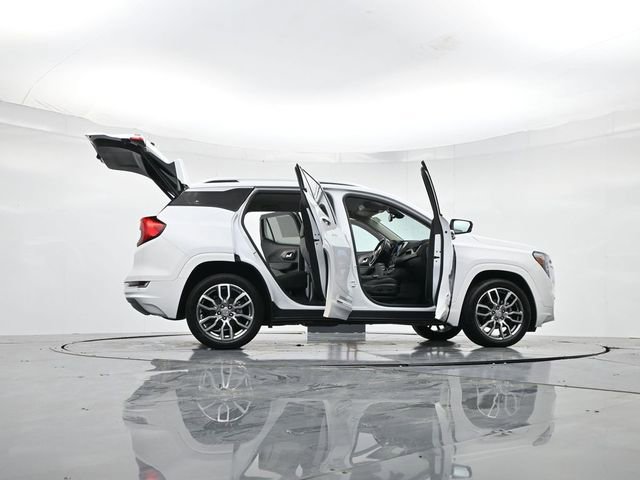 Used 2022 GMC Terrain Denali image 58