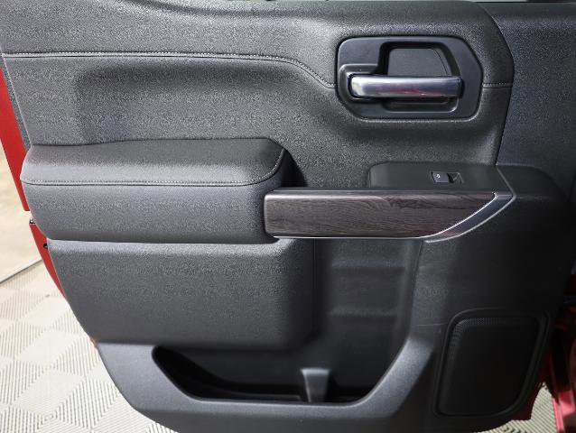 Used 2019 Chevrolet Silverado 1500 LTZ w/ LTZ Convenience Package image 31