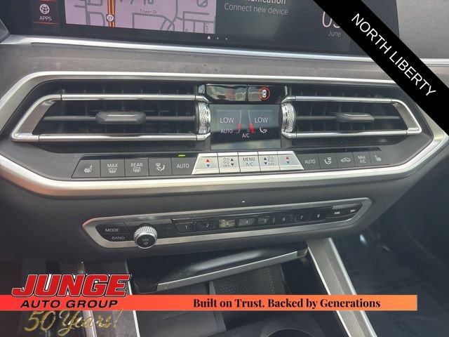 Used 2022 BMW X5 xDrive40i w/ Premium Package AWD/4WD image 18