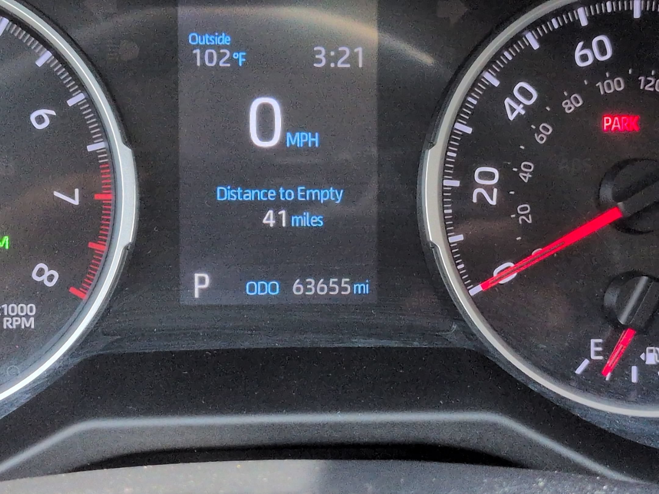 Used 2019 Toyota RAV4 XLE FWD image 21