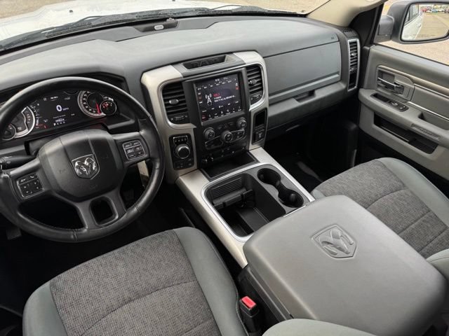 Used 2018 RAM 1500 SLT AWD/4WD image 10