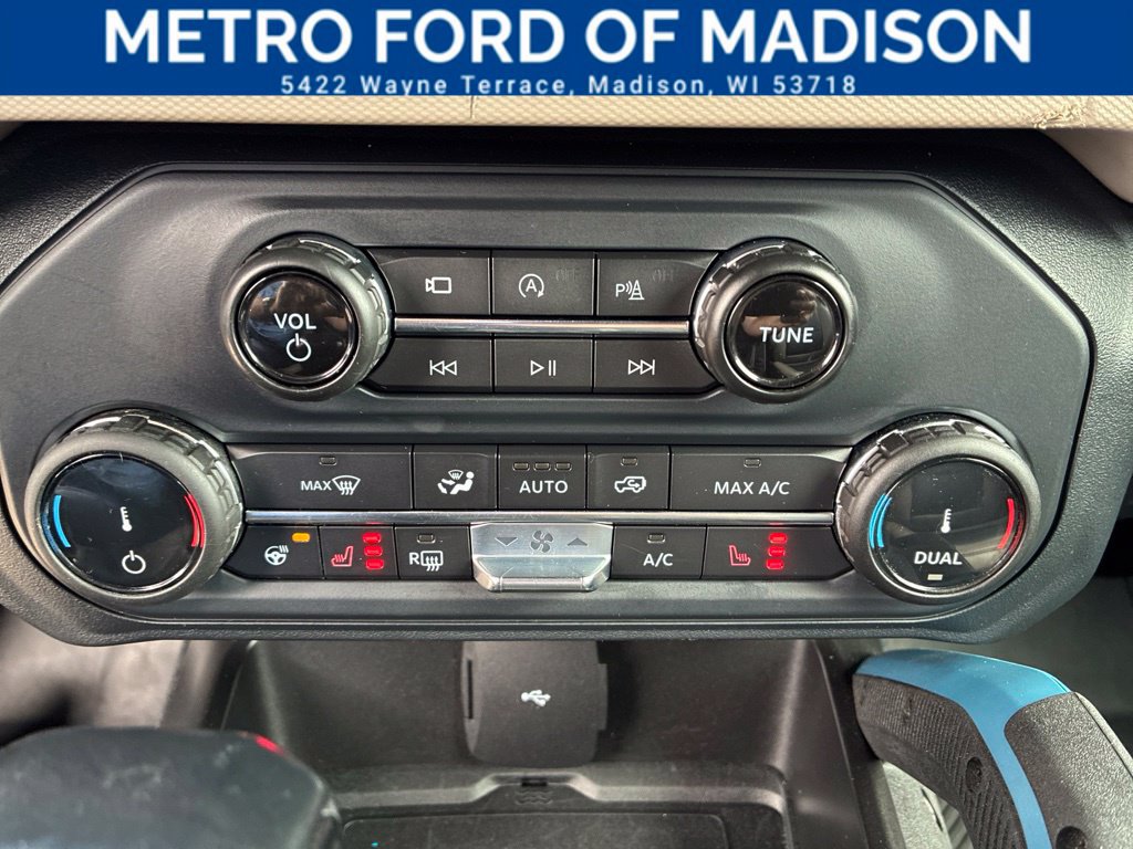 Certified 2022 Ford Bronco Wildtrak AWD/4WD image 16