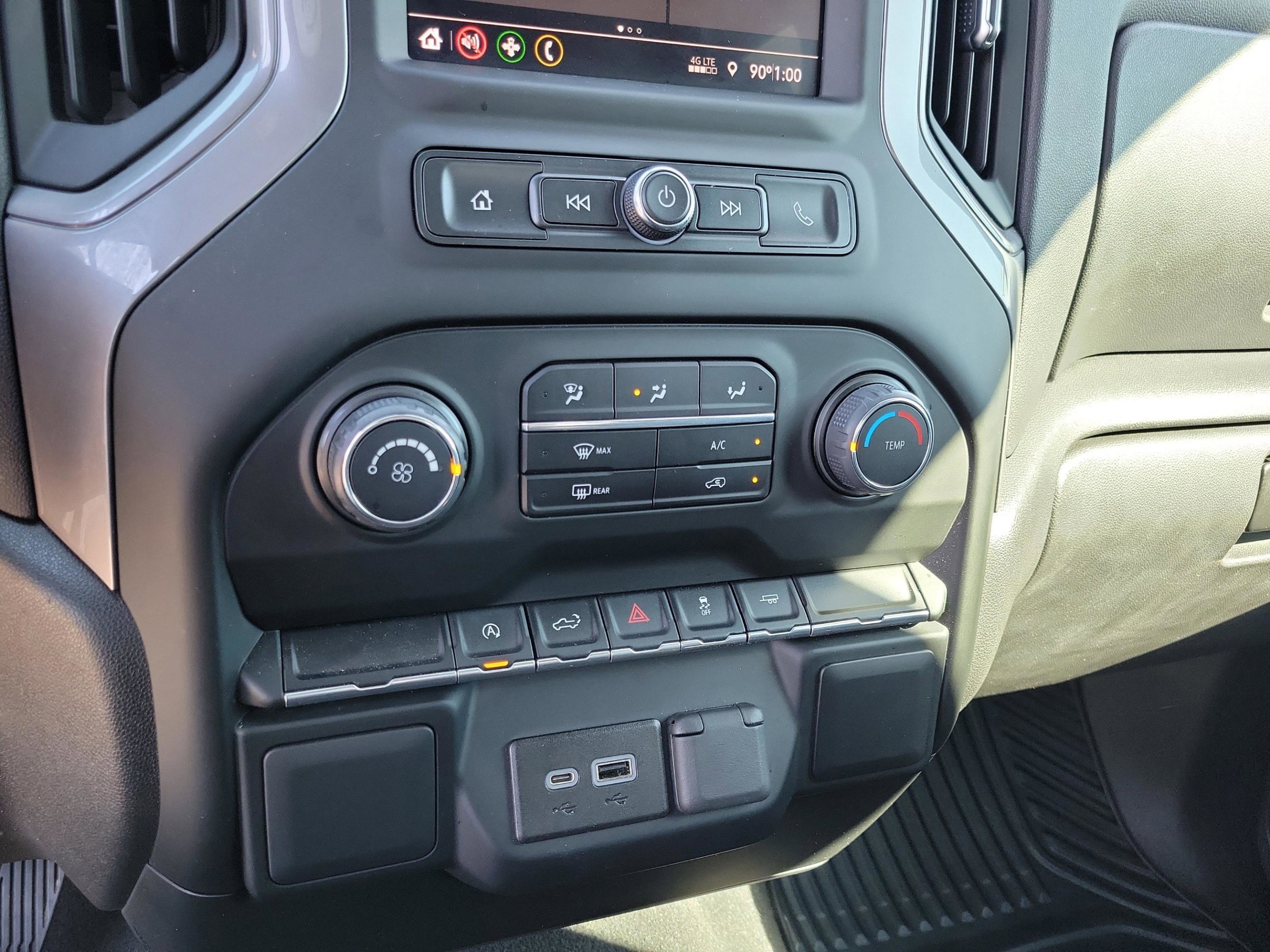 Used 2022 Chevrolet Silverado 1500 Custom image 15