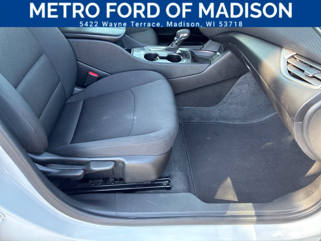 Used 2025 Chevrolet Malibu LT FWD image 43