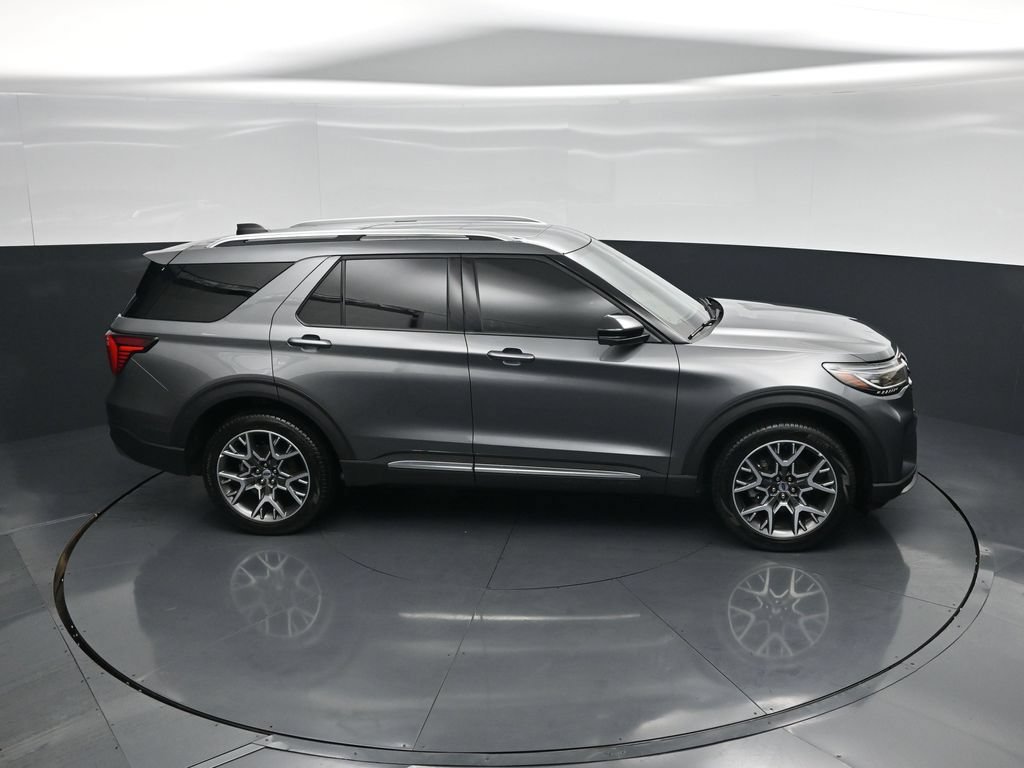 Certified 2025 Ford Explorer Platinum w/ Ultimate Package AWD/4WD image 53