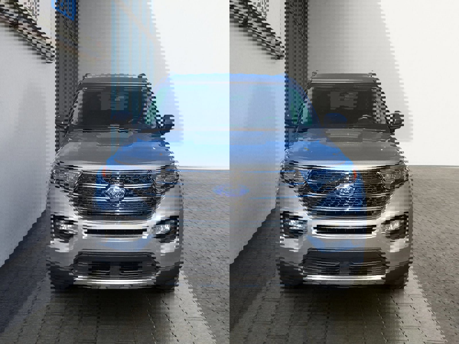 Certified 2023 Ford Explorer XLT w/ Equipment Group 202A image 8