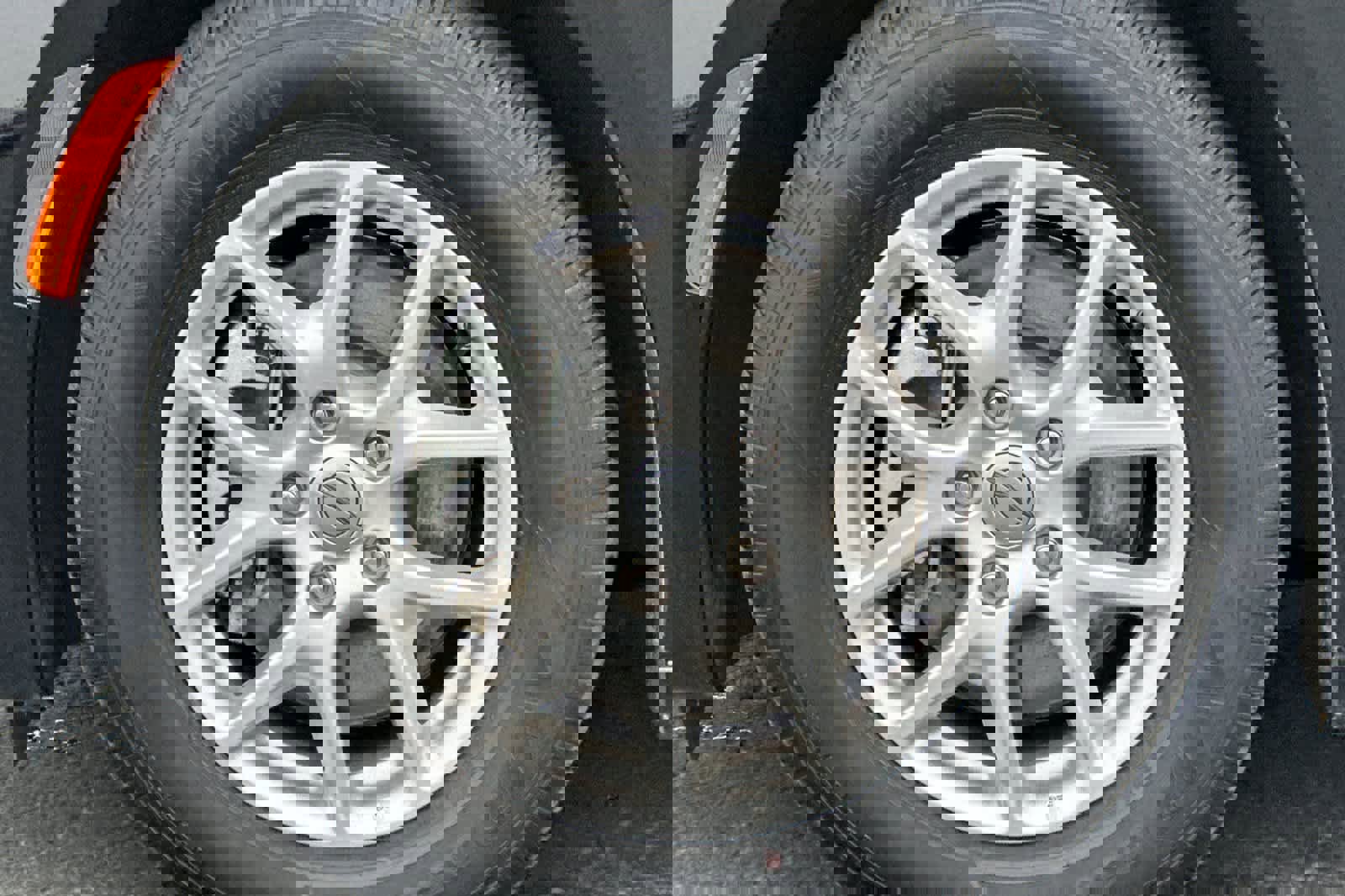 Used 2024 Chrysler Pacifica Touring-L image 27