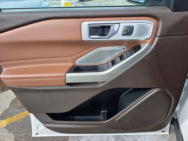 Certified 2021 Ford Explorer King Ranch w/ Premium Technology Package image 27