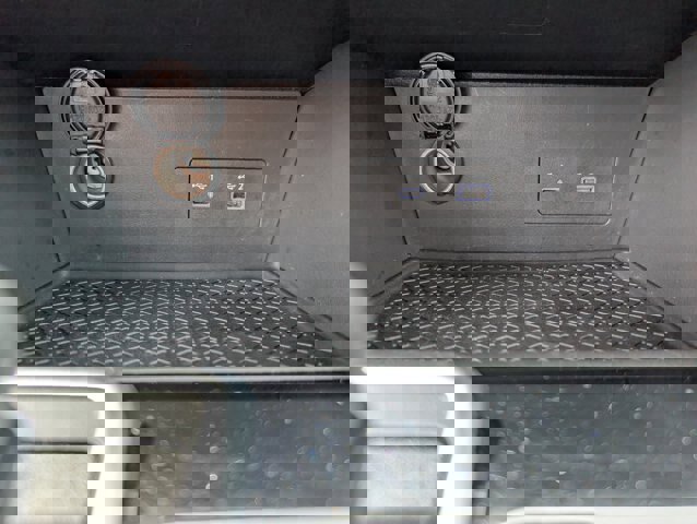 Used 2024 Nissan Pathfinder SV w/ SV Premium Package image 16